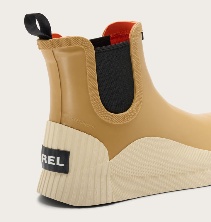 Heel view of SOREL Out N About IV Chelsea rain boot with pull-on opening
