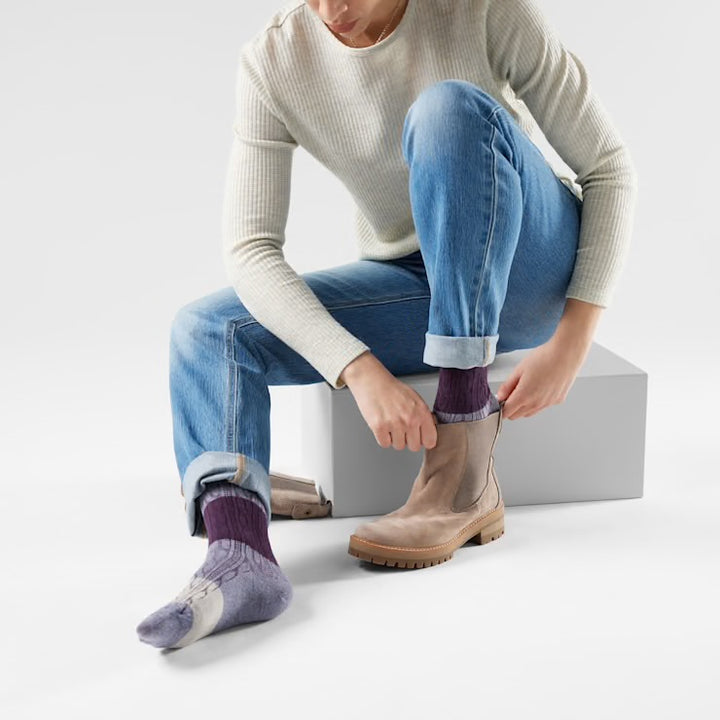 Smartwool Women’s Everyday Cable Crew Socks - Chlak Violet 1