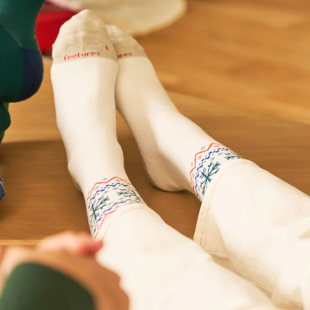 Feetures Everyday Women's Max Cushion Crew Socks - Snow Cream 2