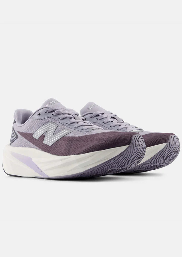 New Balance FuelCell Rebel v5 Digital Mist Magnet heel view