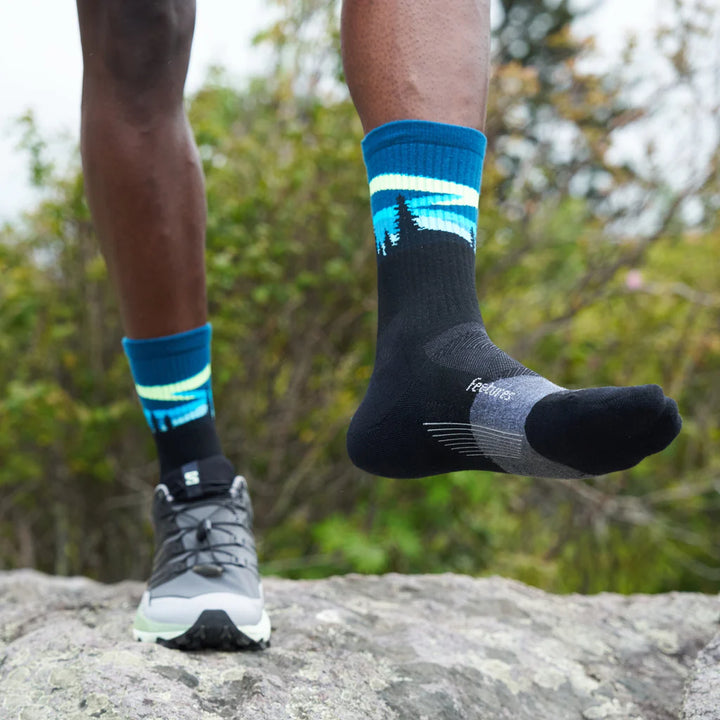 Feetures Trail Max Cushion Mini Crew - Blue Aurora 2