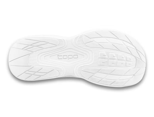 Topo Fli-Lyte 6 women’s gym and road running shoe White | White angled view
