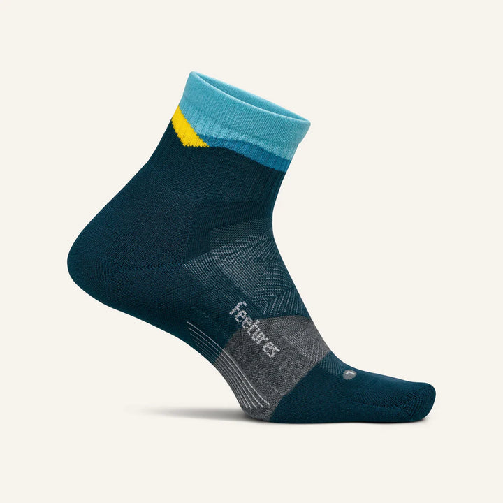 Feetures Trail Max Cushion Quarter Socks - Mountain High Blue 