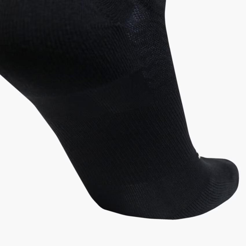 Brooks Run In No Show 3pk Socks - Black 6