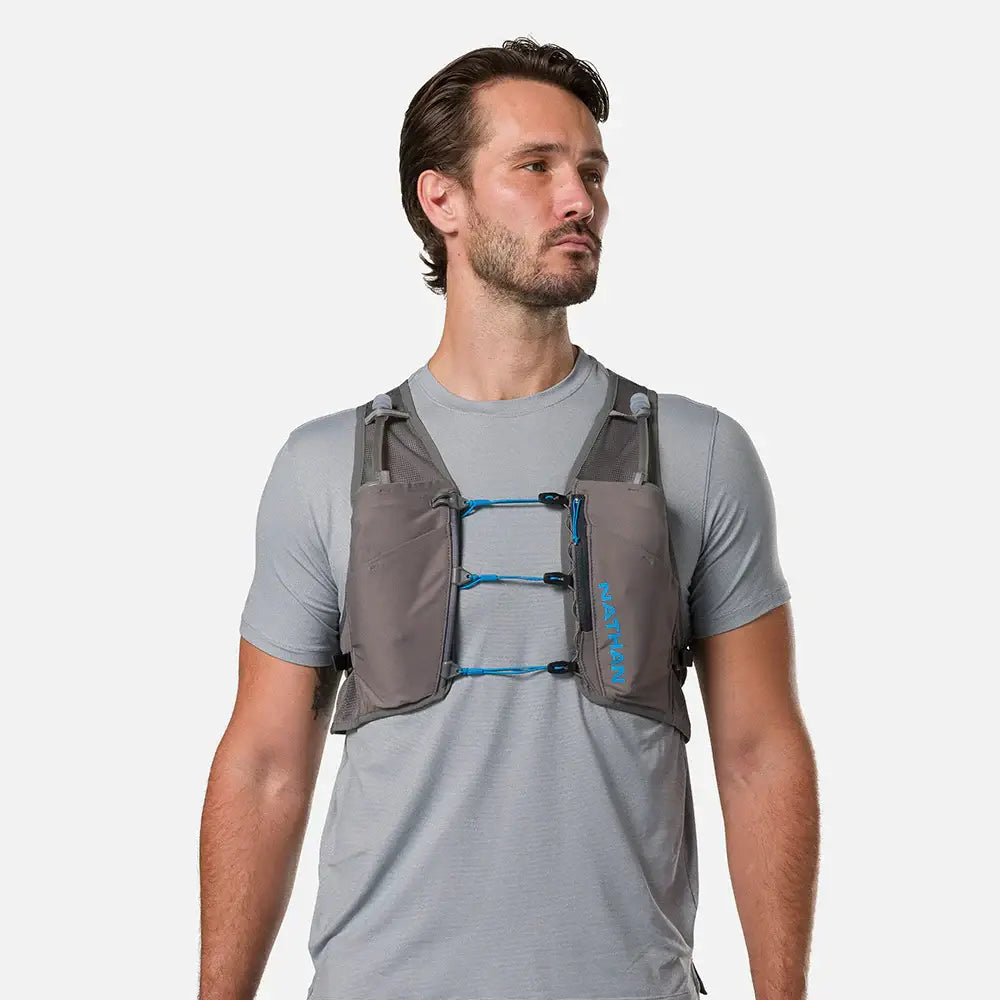 Nathan Pinnacle Breeze 4 Liter Hydration Race Vest Charcoal/Electric Blue 3