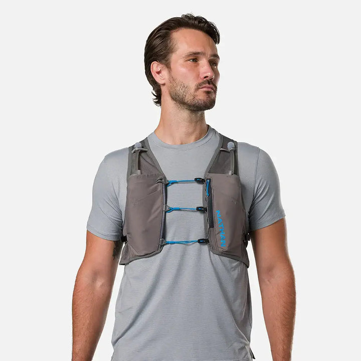 Nathan Pinnacle Breeze 4 Liter Hydration Race Vest Charcoal/Electric Blue 3