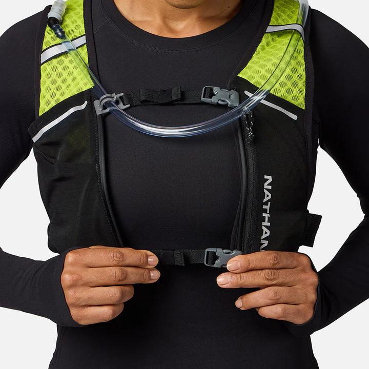 Nathan HyperNight QuickStart 3.0 4 Liter Hydration Pack
