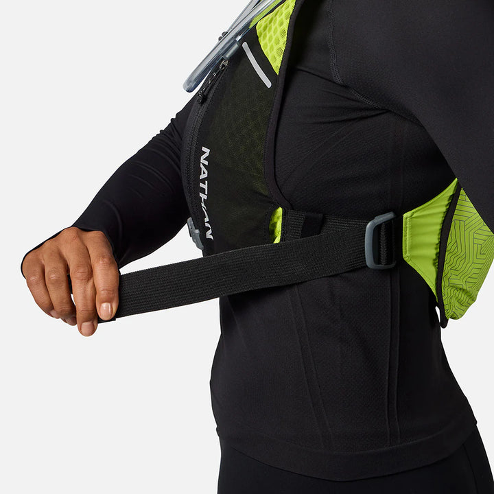 Nathan HyperNight QuickStart 3.0 4 Liter Hydration Pack