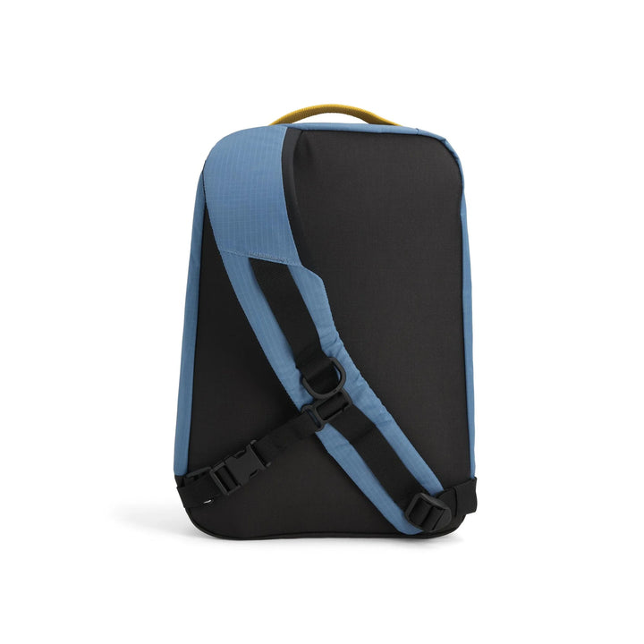 Topo Design Mountain Sling Bag Stone Blue/Bone White 2