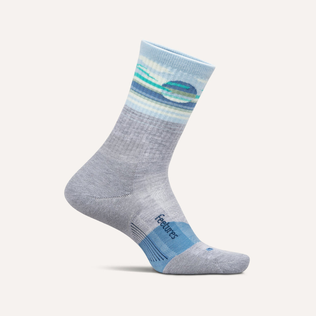Feetures Trail Max Cushion Mini Crew trail sock in Cloud Veil Blue