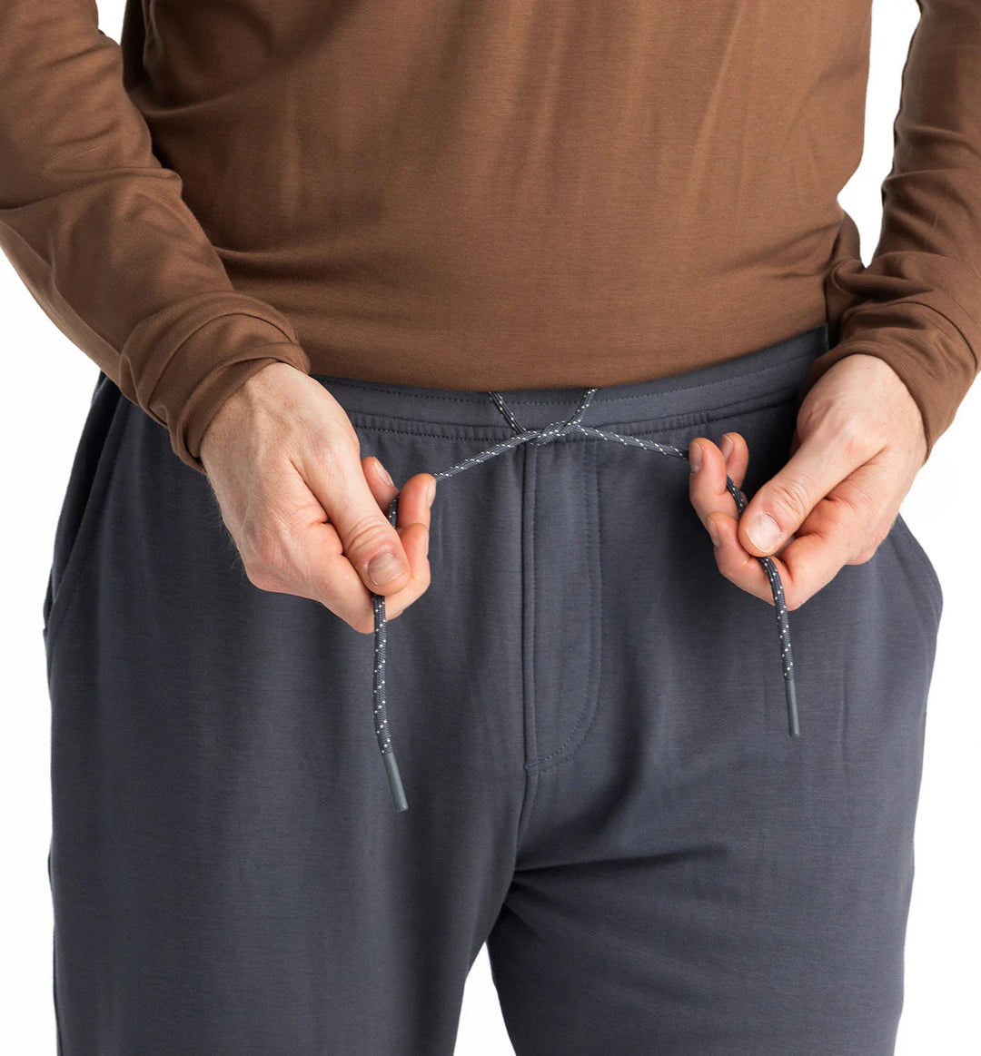 Free Fly Men’s Bamboo Lightweight Fleece Jogger close up