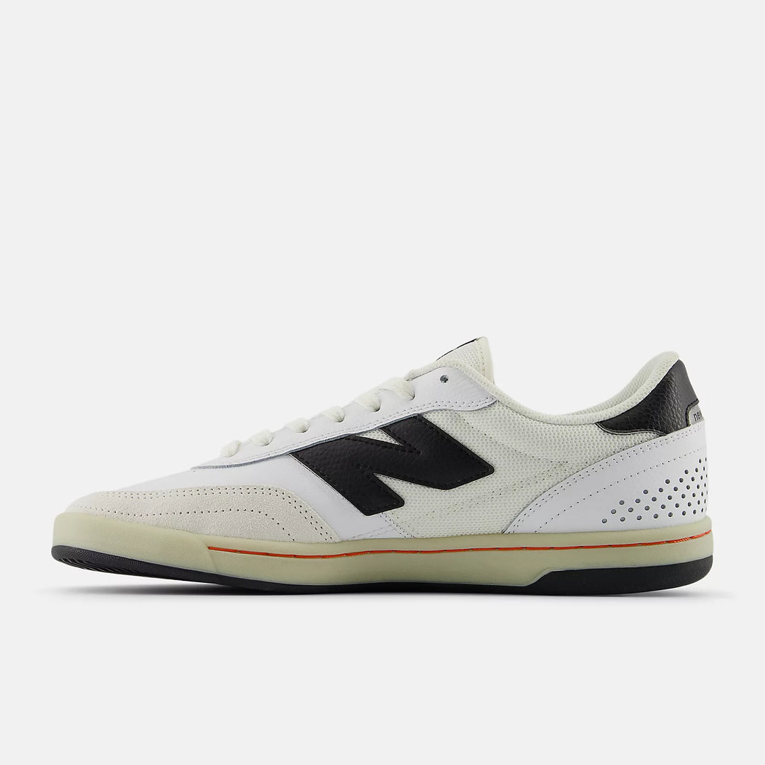 NB Numeric Men's 440 V2 Shoes White/Black
 1