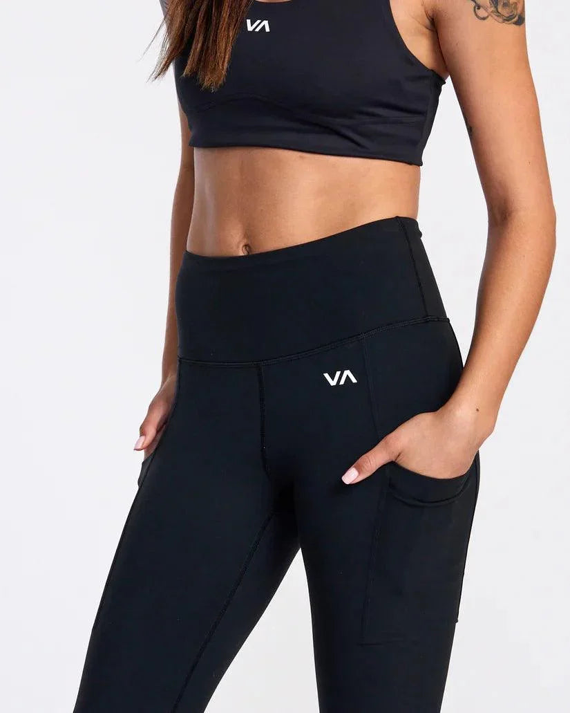 RVCA Women’s Essential Pocket Legging II in Black