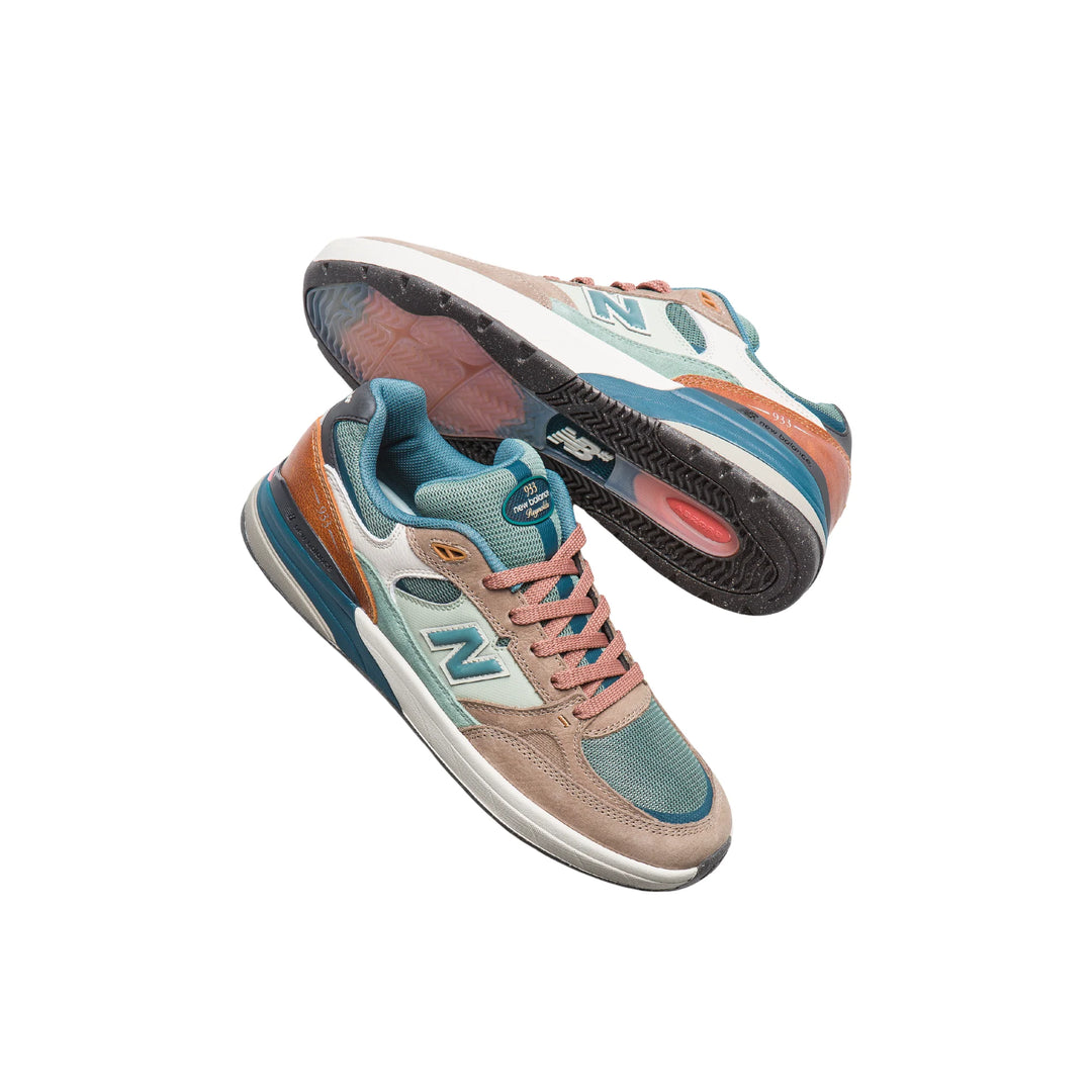 New Balance Men's Andrew Reynolds 933 - Green / Brown 2