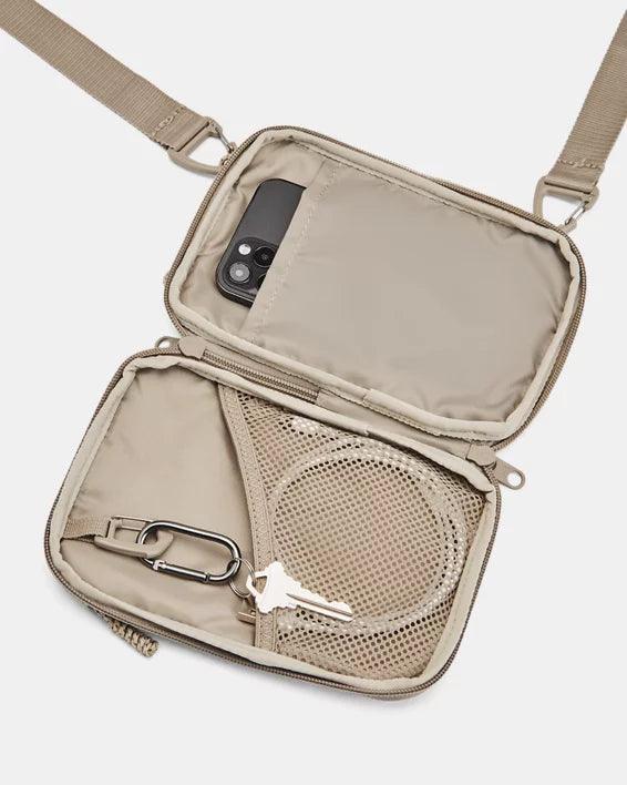 Under Armour - UA Unisex London Crossbody Small Printed Taupe Dust/Khaki/Timberwolf pic 3 - The Shoe Collective