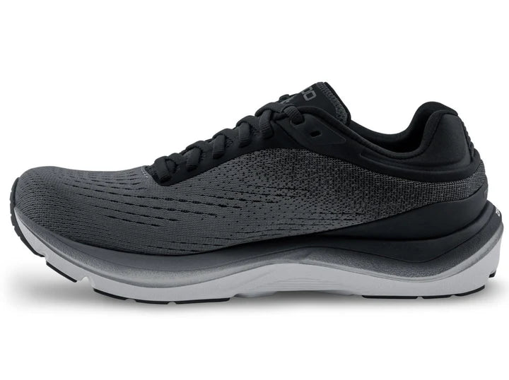 Topo Athletic Women’s Magnify 5 Running Shoe Charcoal / Black5